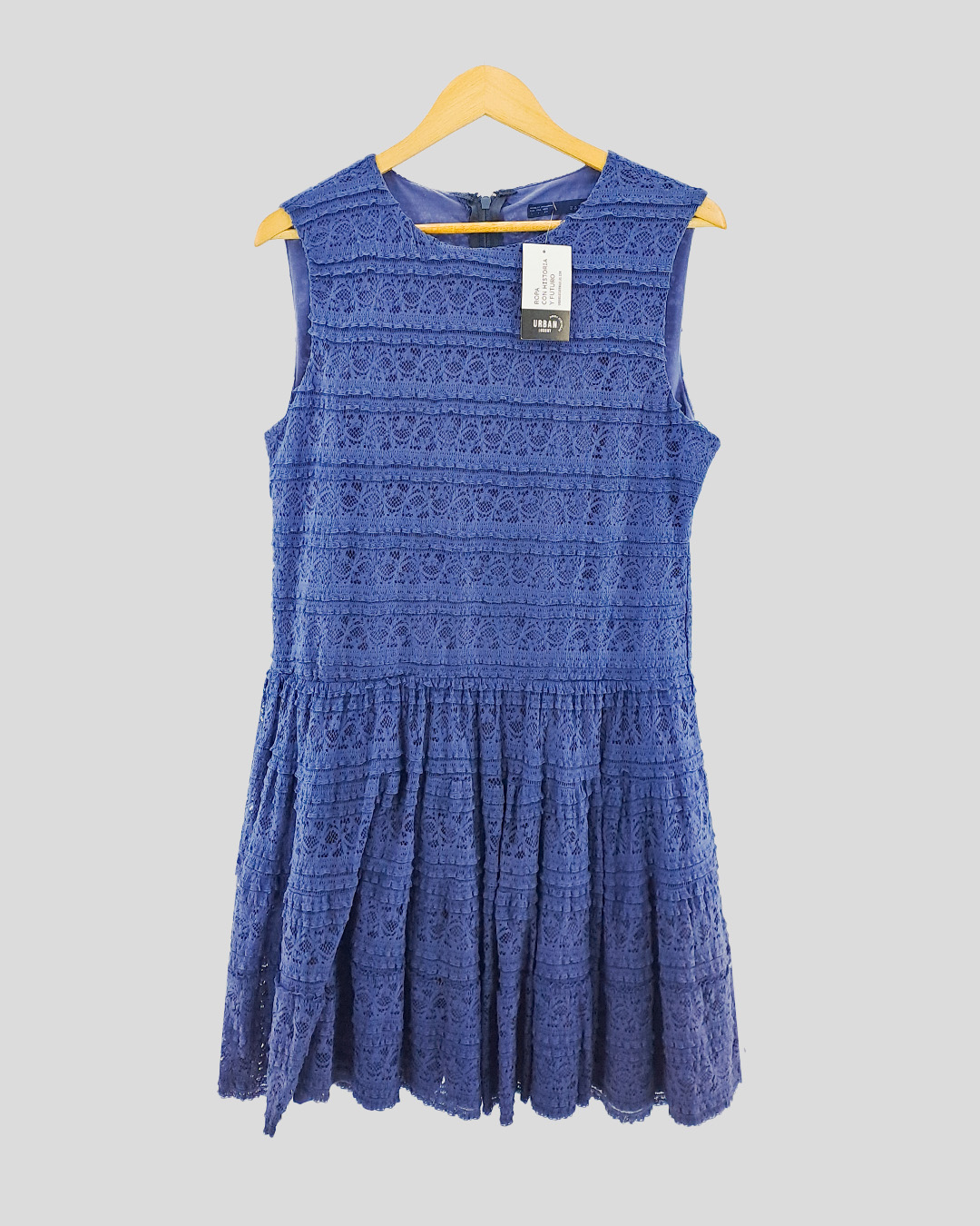 Vestido corto verano Zara de Mujer Talle L - Urban Luxury - Comprá y Vendé  Ropa de Marca.