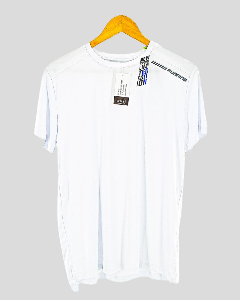 Remera Deportiva A Real Luxury de Hombre Talle S