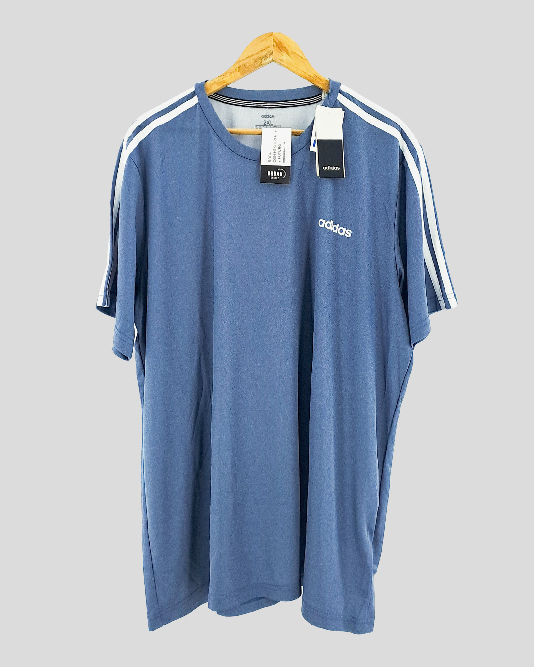 Remera Deportiva Adidas de Hombre Talle XXL Urban Luxury Compra y Vende Ropa de Marca