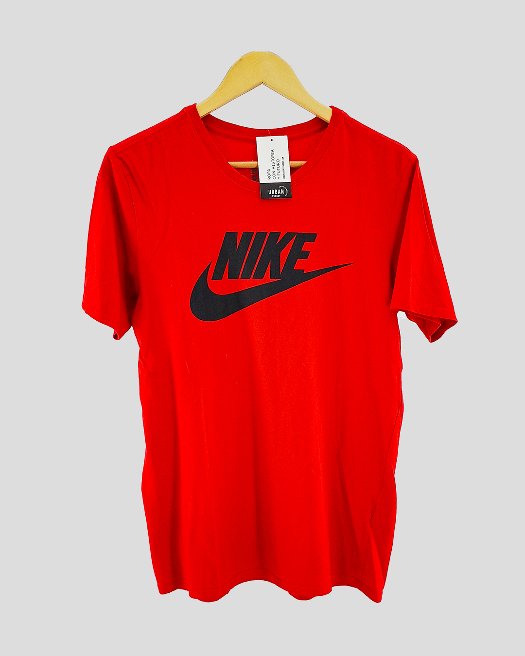 Remera Nike de Hombre Talle M Urban Luxury Compra y Vende Ropa de Marca